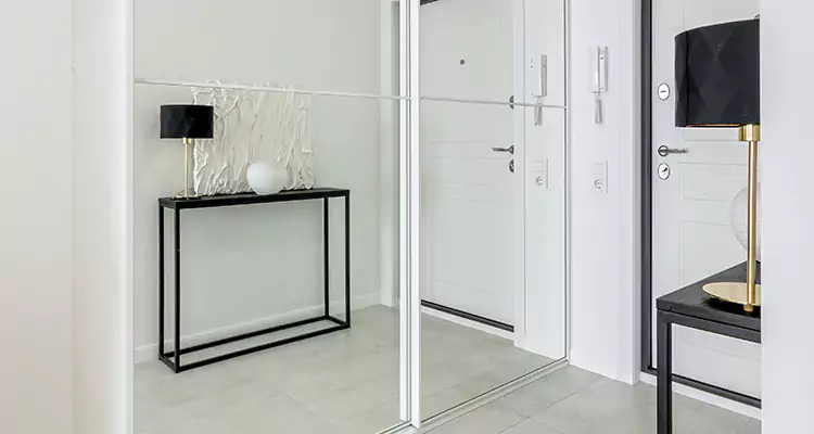 Mirrored Bifold Closet Doors Repair in Walnut Creek, CA