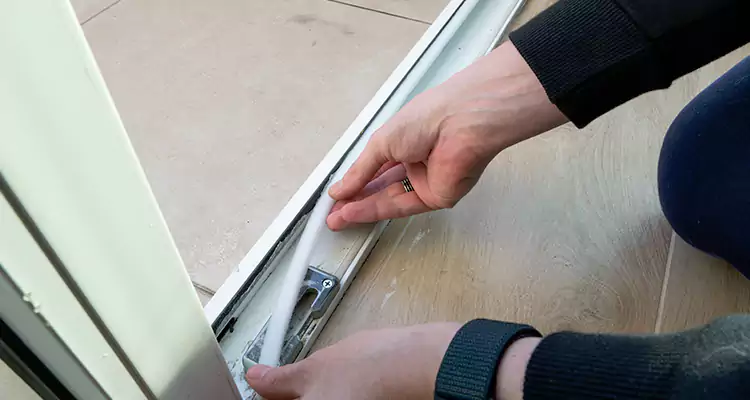 Garage Door Off Track Repair in Walnut Creek, CA