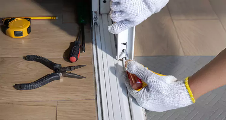 Screen Door Wheel Replacement in Walnut Creek, CA