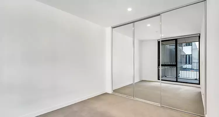 Why Homeowners Choose Us for Sliding Mirror Door Replacement in Walnut Creek, CA