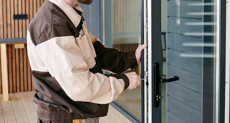 Fix Patio Screen Door Rollers in Walnut Creek, CA